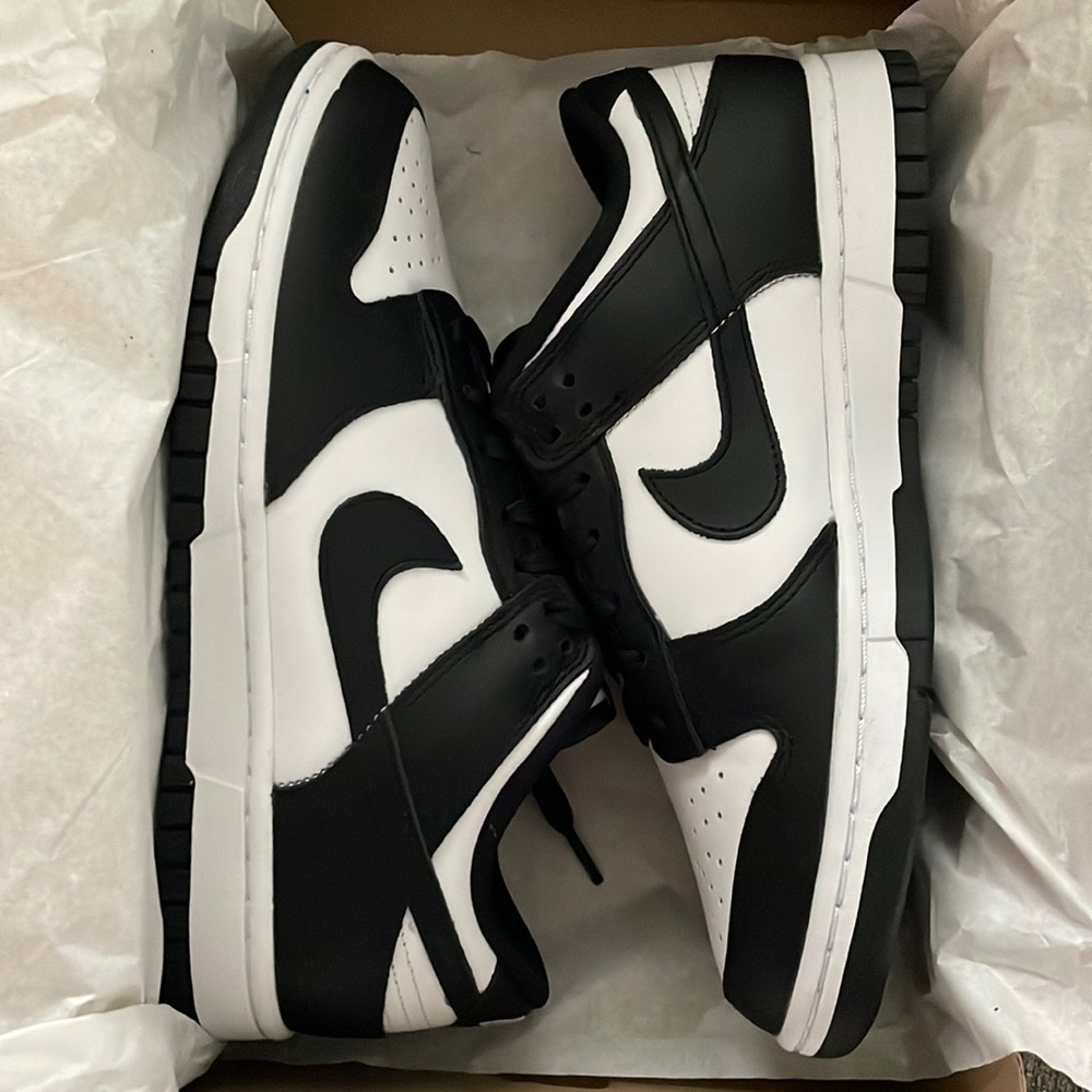 W Nike Dunk Low